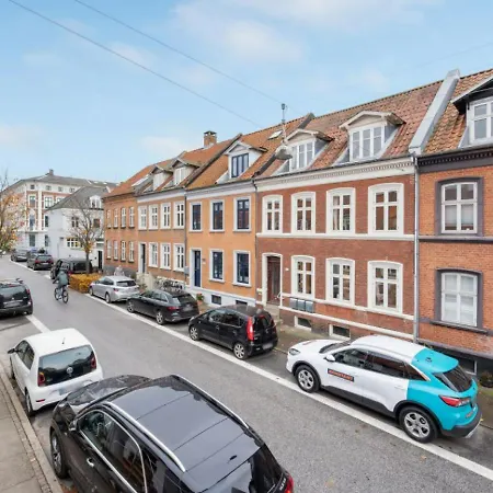 Διαμέρισμα Two Bedroom In Aarhus, Ole Rmers Gade 104 Århus