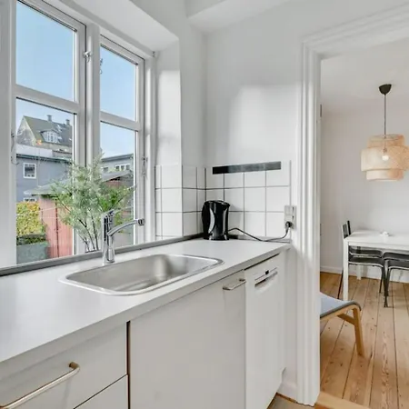 Διαμέρισμα Two Bedroom In Aarhus, Ole Rmers Gade 104 Århus